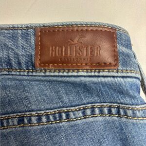 Hollister Light Blue Straight-Leg Denim Jeans with Brown Leather Patch